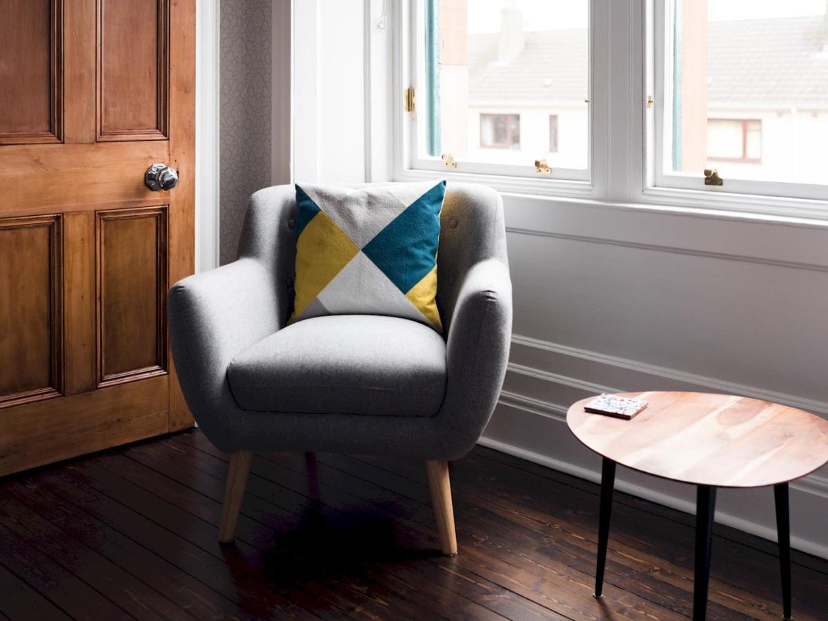 Pass The Keys Beautiful, Traditional 2 Bed Flat W Free Parking Glasgow Exterior photo