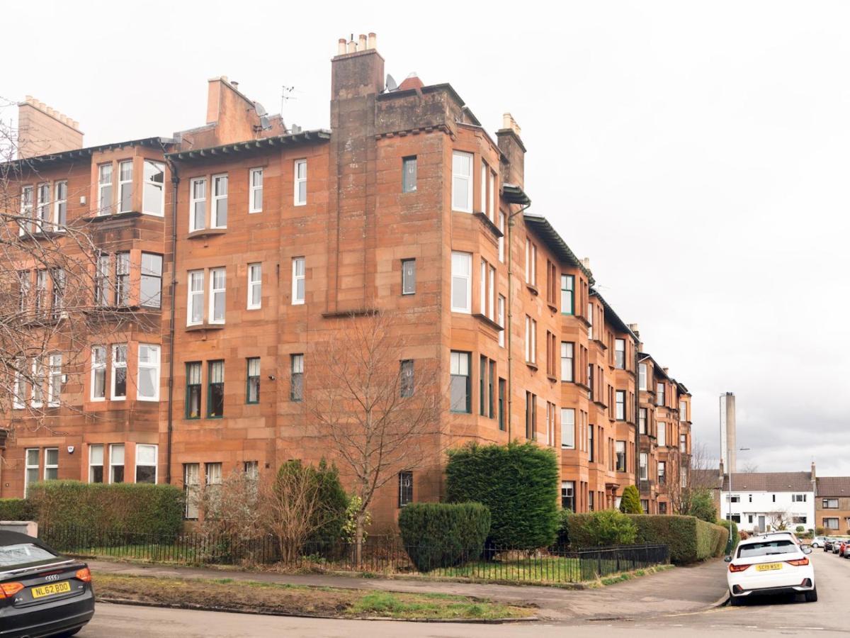Pass The Keys Beautiful, Traditional 2 Bed Flat W Free Parking Glasgow Exterior photo